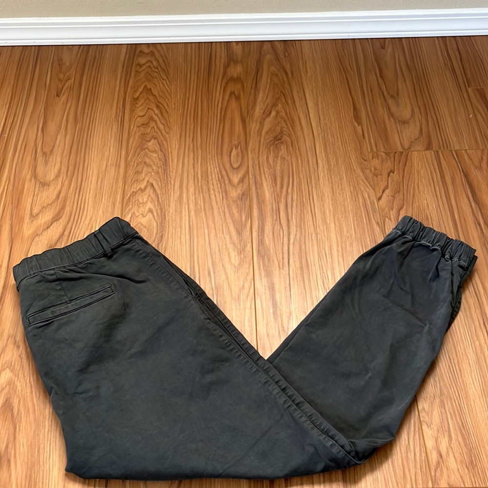 grey styling pants